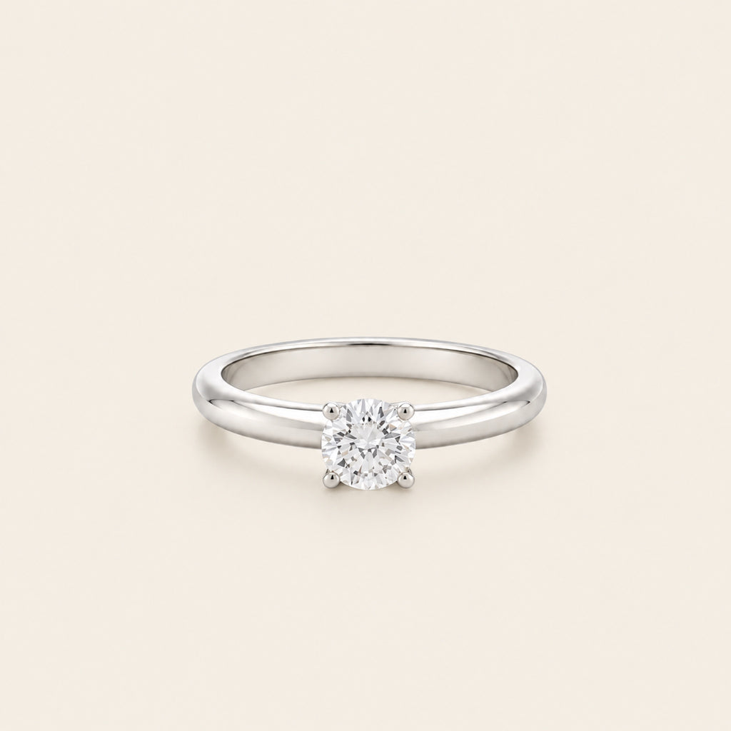 Anillo Solitario de Compromiso de Oro Blanco 14k con Diamante de Laboratorio