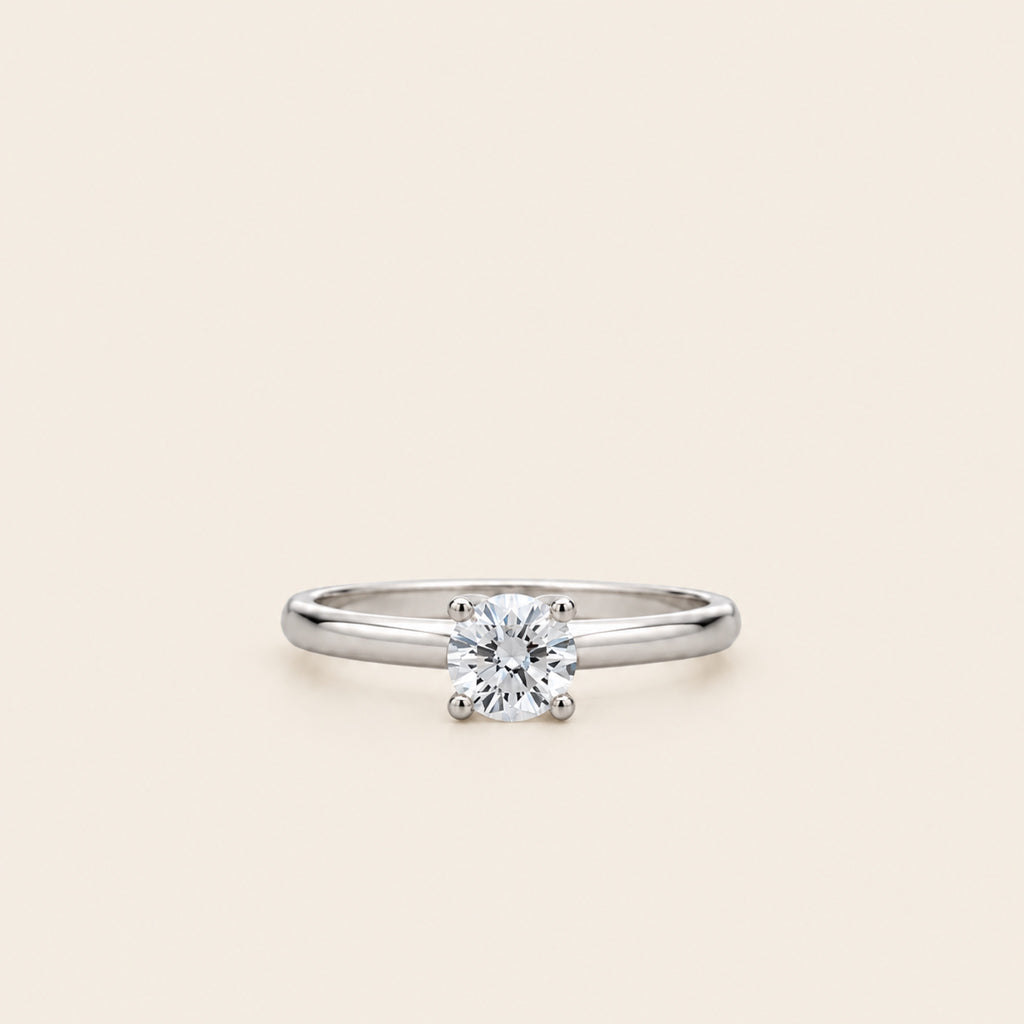 Anillo Solitario de Compromiso de Oro Blanco 14k con Diamante de Laboratorio
