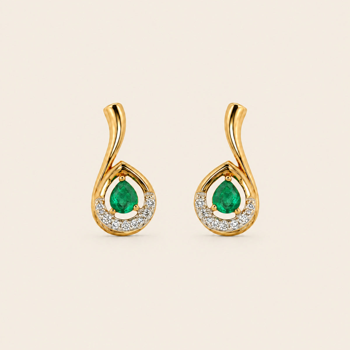 Aretes Gota de Oro Amarillo 14k con Esmeralda Pera Natural y Diamantes