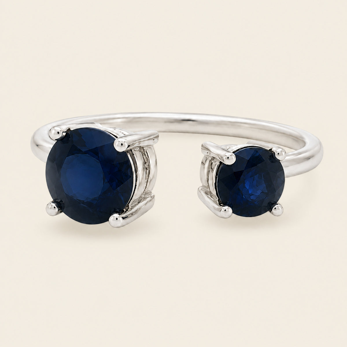 Marina – Anillo Doble Piedra de Oro Blanco 14k con Zafiros