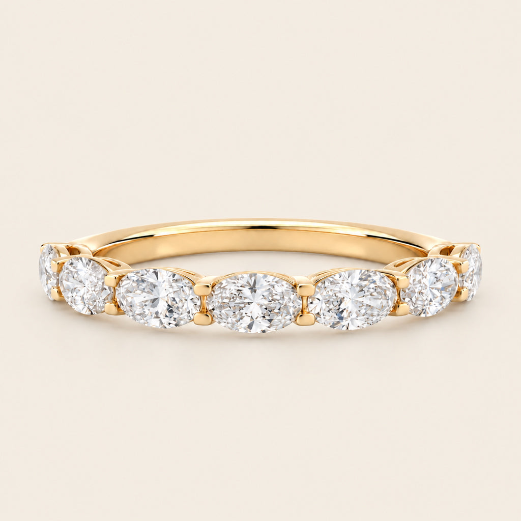Alianza / Churumbela de Oro 14k con Diamante Ovalado de Laboratorio