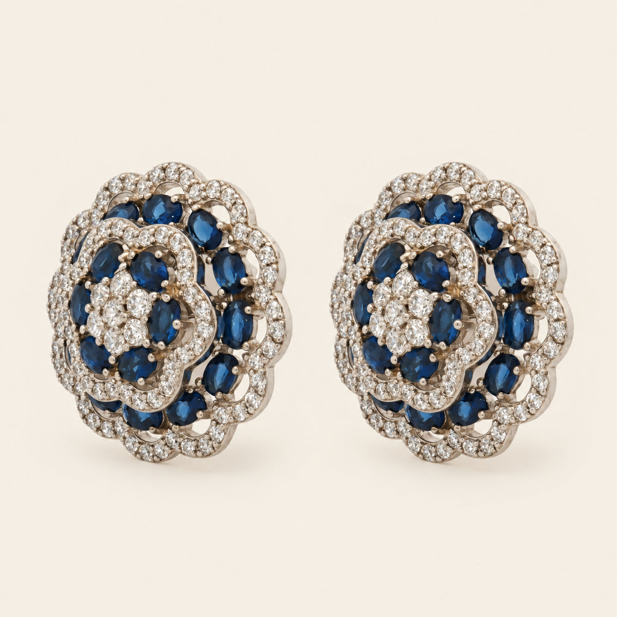 Broqueles Flor de Plata 925 con Piedras Azules y Circonias