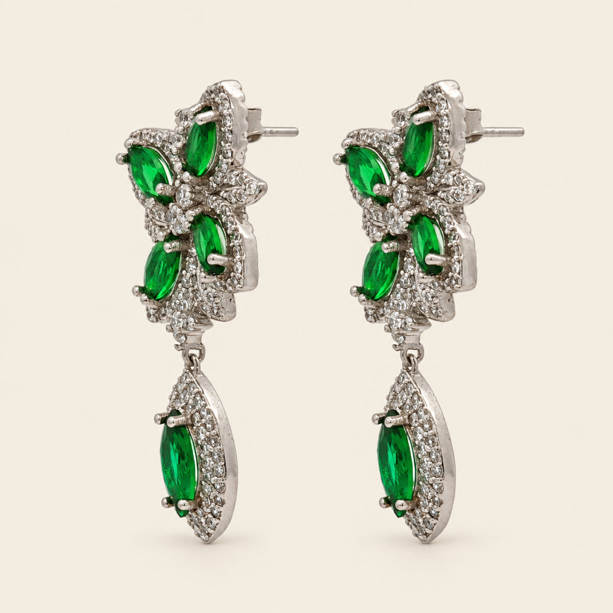 Aretes Largos de Plata 925 con Flor de Piedras Verdes y Circonias
