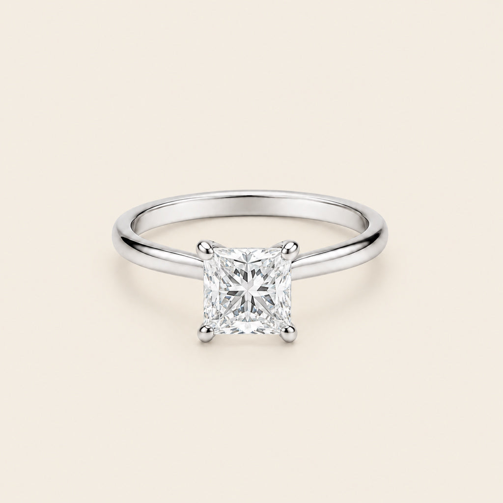 Anillo Solitario de Compromiso de Oro Blanco 14k con Diamante Princesa