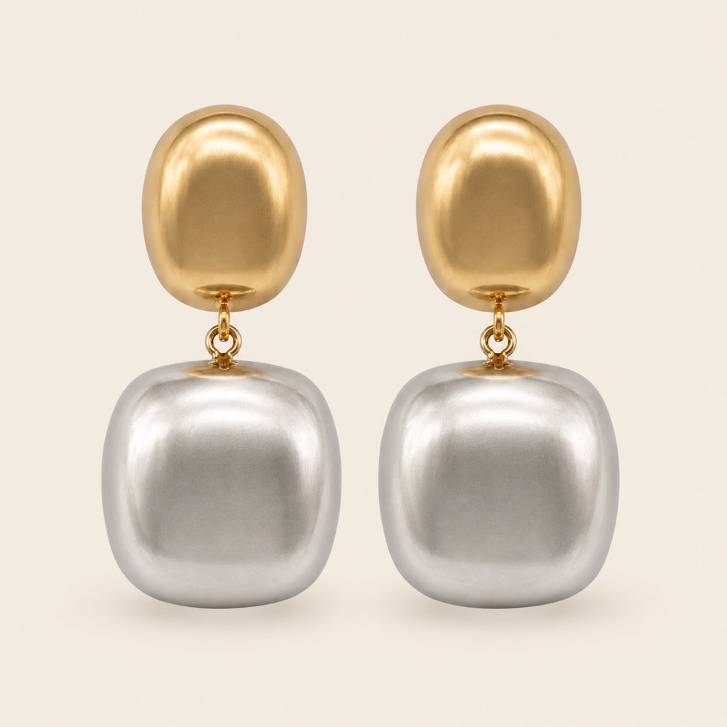 Aretes Largos de Oro Laminado con Óvalo Dorado y Cojín Plateado