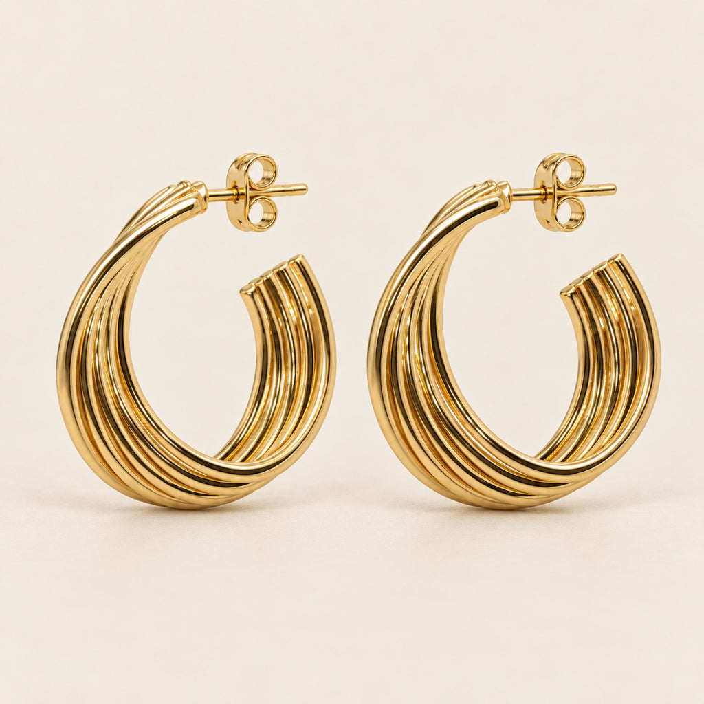 Argollas de Oro Laminado de Líneas Entrelazadas