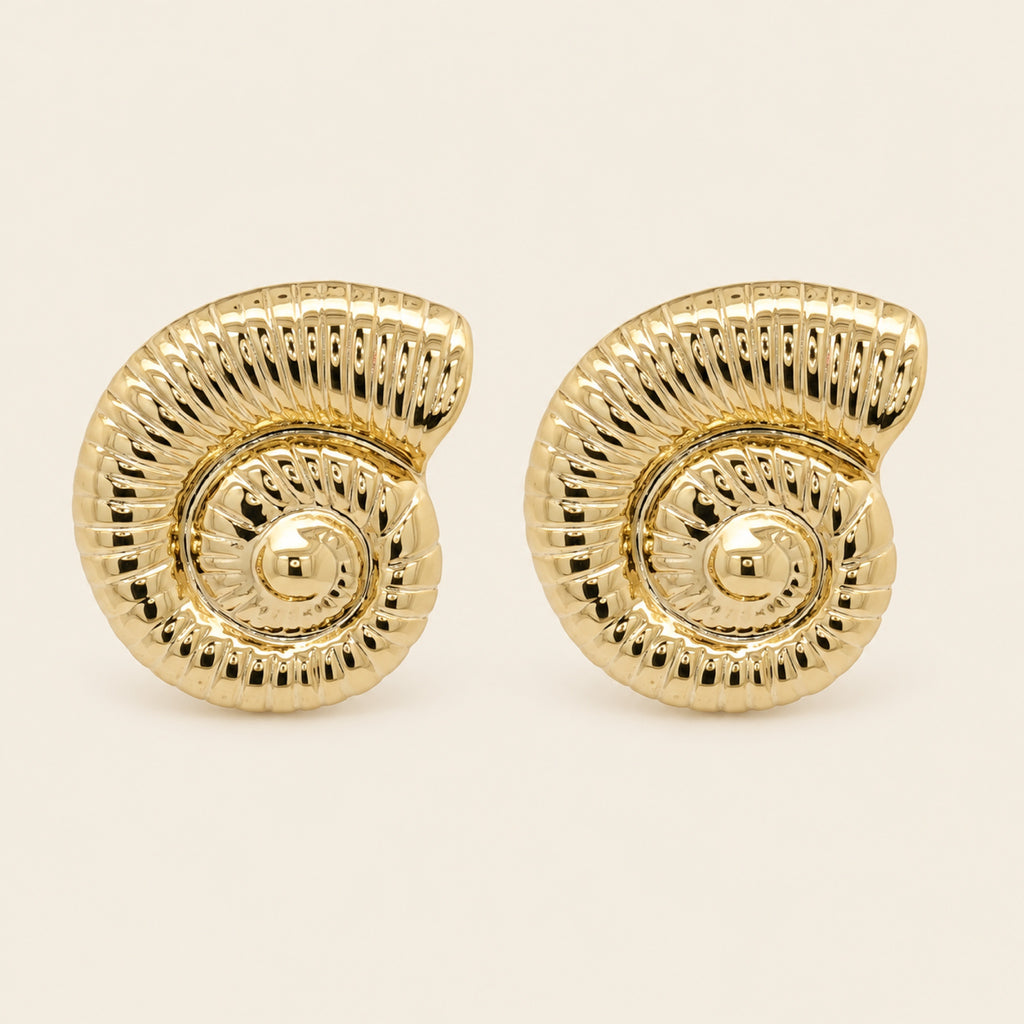 Juego de Gargantilla y Aretes de Caracol de Oro Laminado