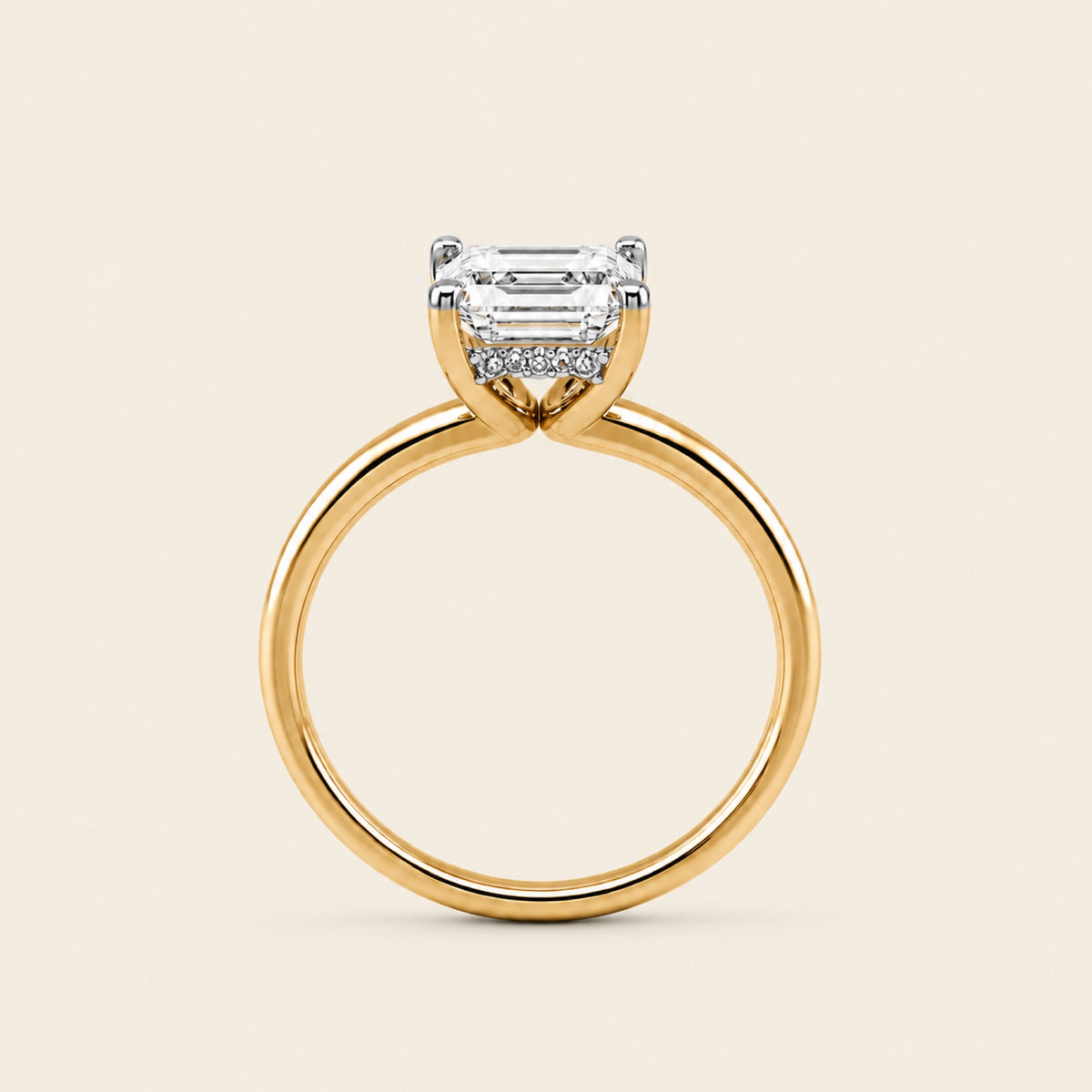 Anillo de Compromiso de Oro Amarillo 14k con Diamante Esmeralda de Laboratorio