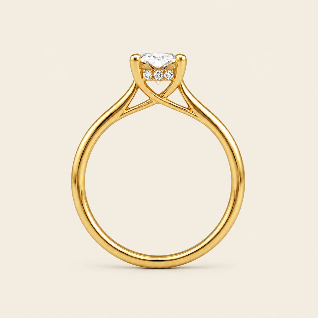 Anillo de Compromiso de Oro Amarillo 14k con Diamante Cushion Alargado de Laboratorio