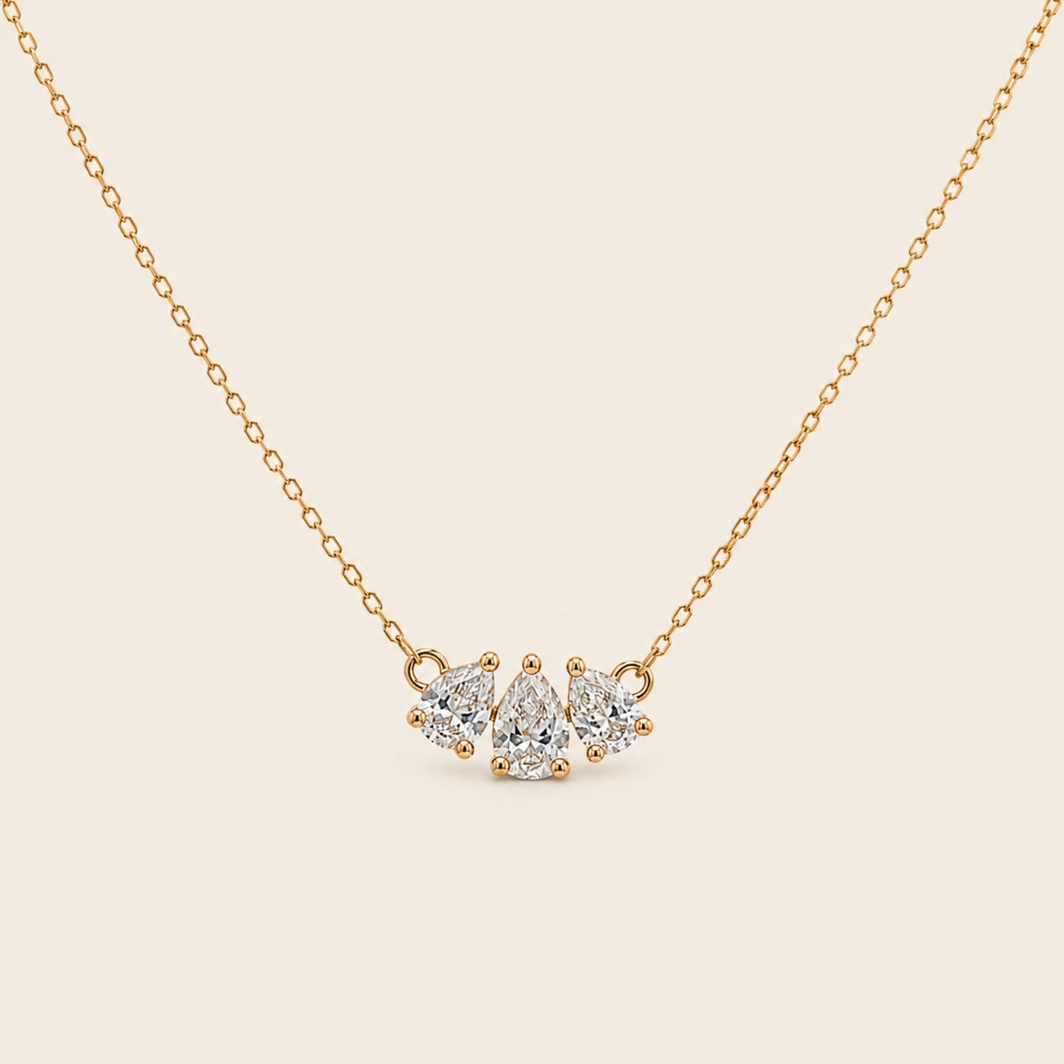 Trinidad – Collar Trilogy de Oro Amarillo 14k con Diamante de Laboratorio