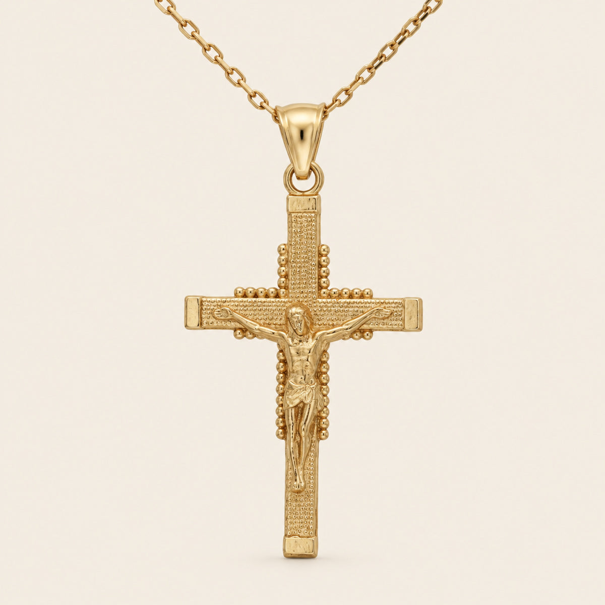 Dije de Crucifijo de Oro Amarillo 10k con Cristo y Bordes Texturizados