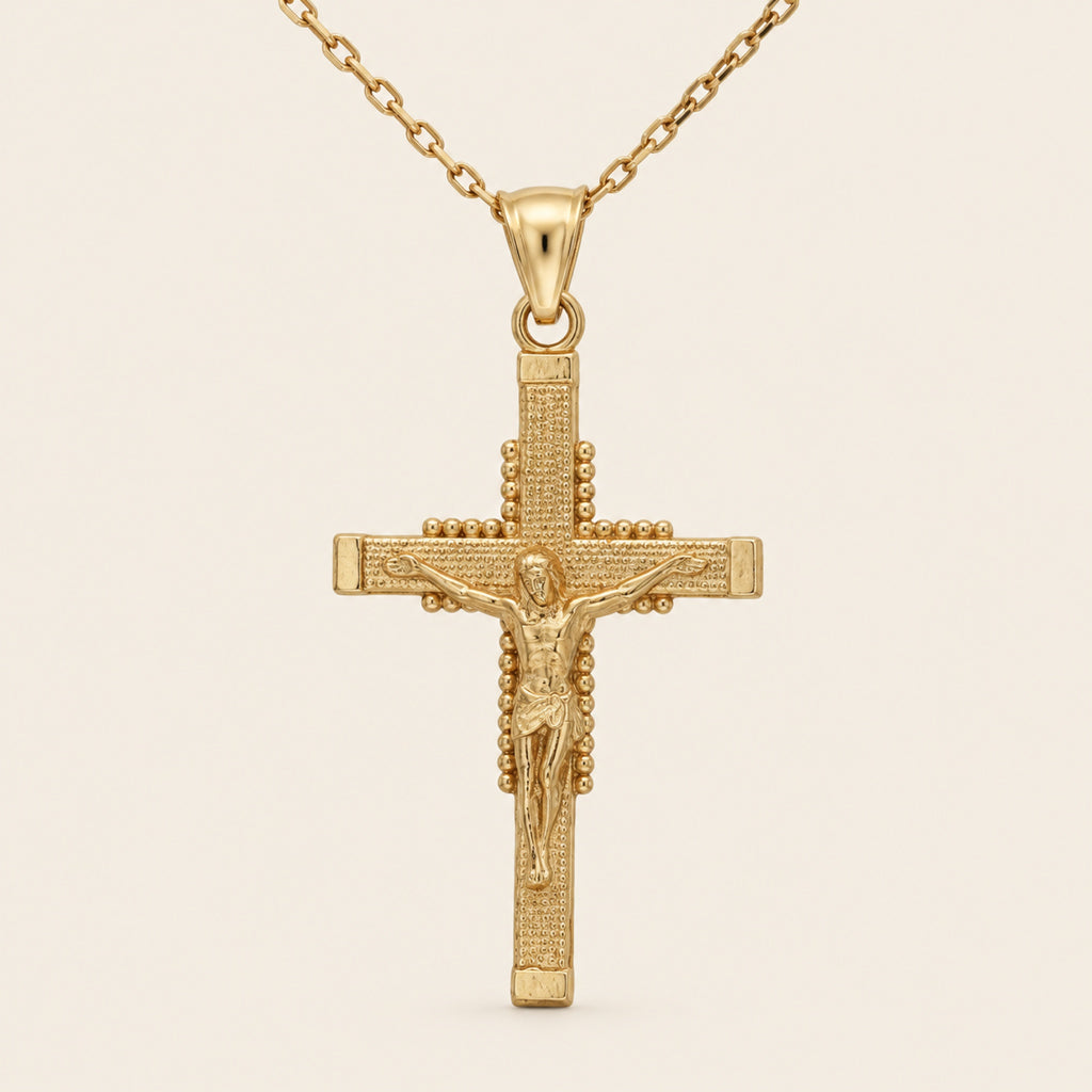 Dije de Crucifijo de Oro Amarillo 10k con Cristo y Bordes Texturizados