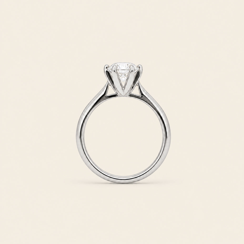 Anillo Solitario de Compromiso de Oro Blanco 14k con Diamante Corte Portugués