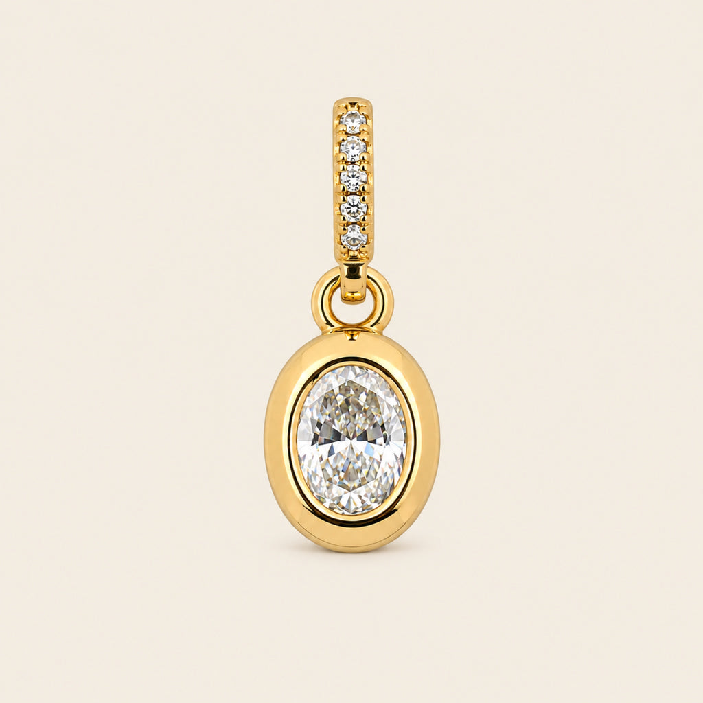 Dije de Oro Amarillo 14k con Diamante Ovalado de Laboratorio