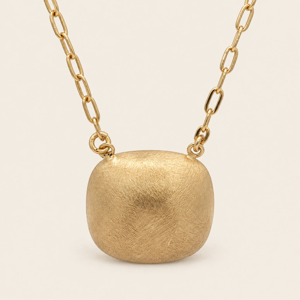 Collar de Oro Laminado con Dije Cojín Texturizado