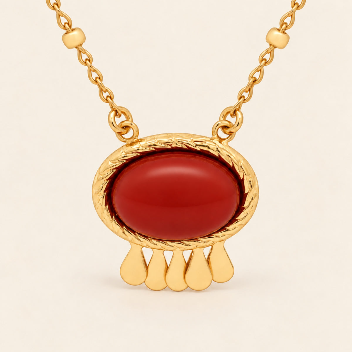 Collar de Oro Laminado con Piedra de Resina y Gotas