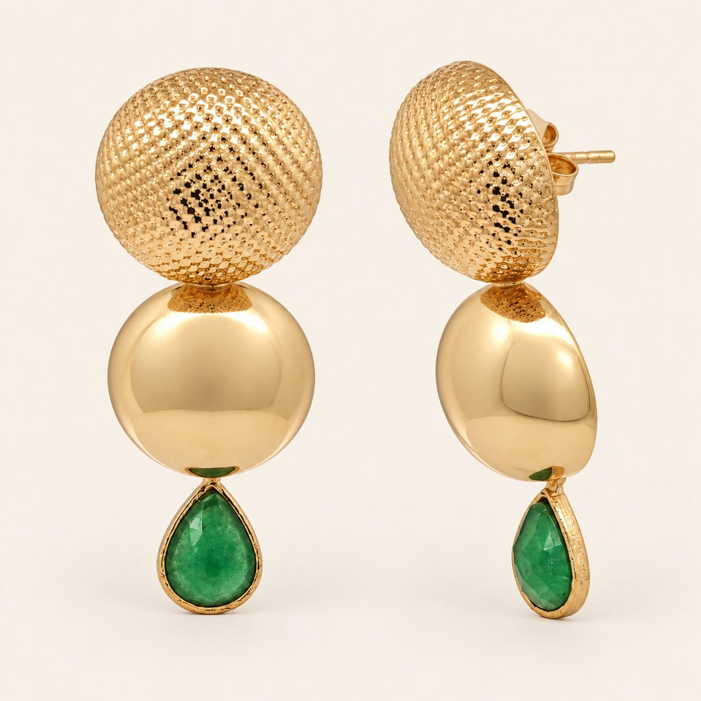 Aretes Largos de Oro Laminado con Esfera y Gota Verde