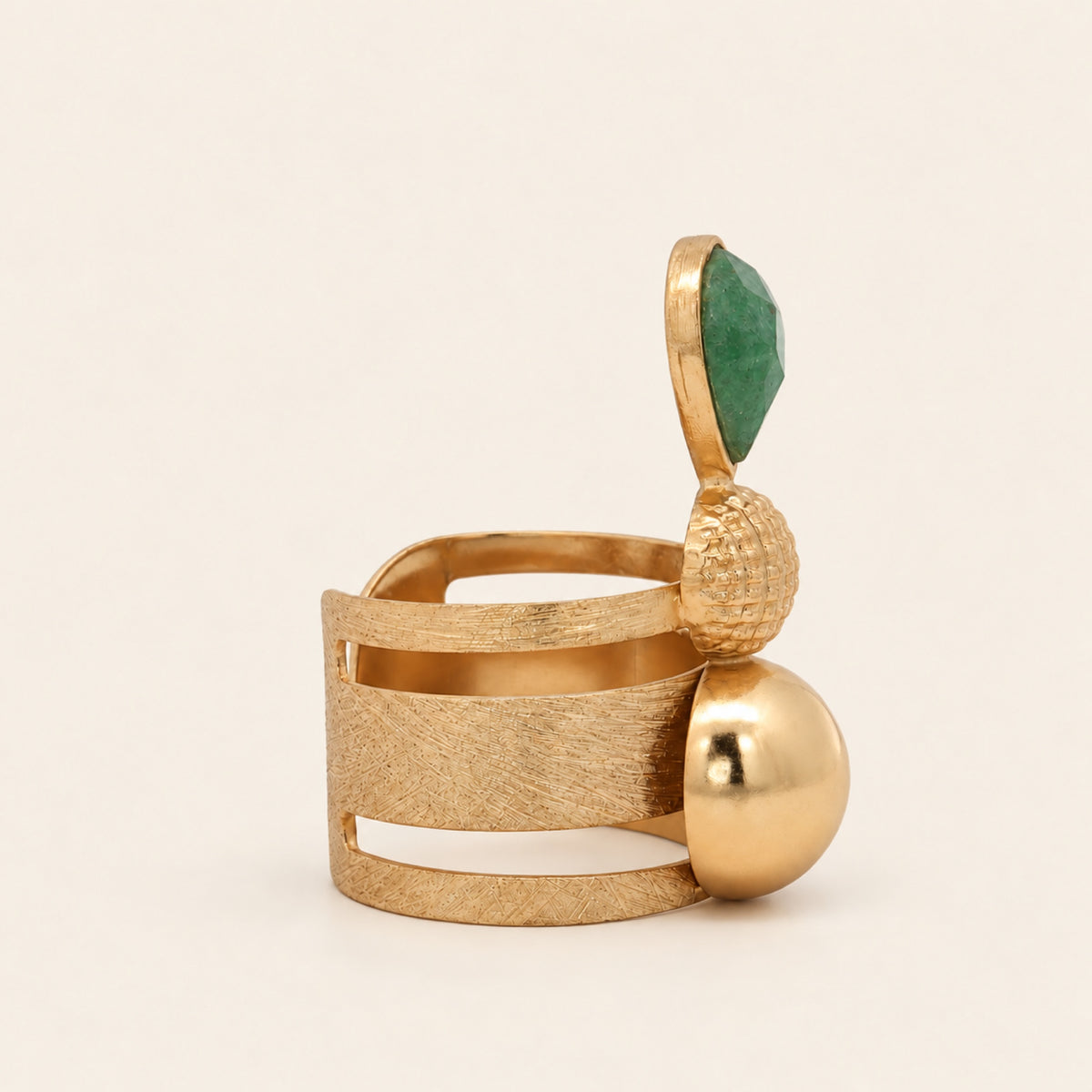 Anillo Ajustable de Oro Laminado Chunky con Piedra de Resina