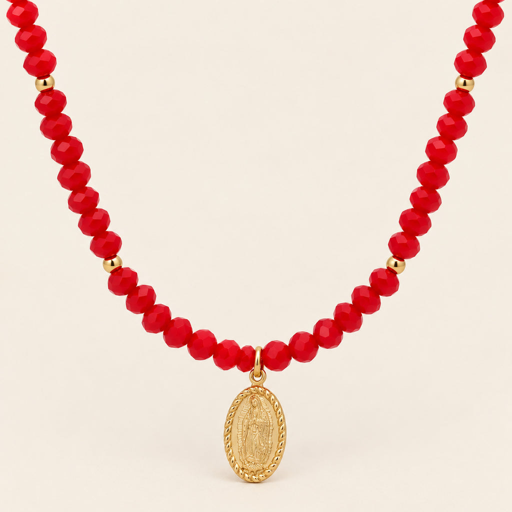 Collar de Oro Laminado con Cuentas Rojas y Medalla de la Virgen de Guadalupe