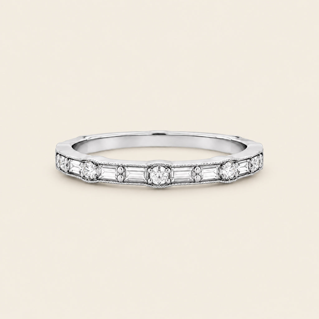 Alianza / Churumbela Vintage de Oro Blanco 14k con Diamante Baguette
