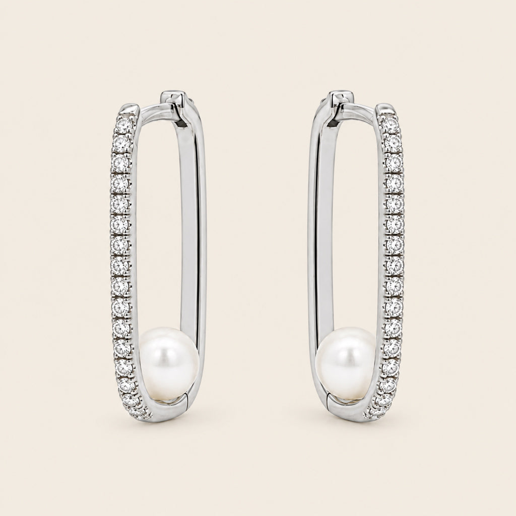Miranda – Huggies de Oro Blanco 14k con Perla y Diamante