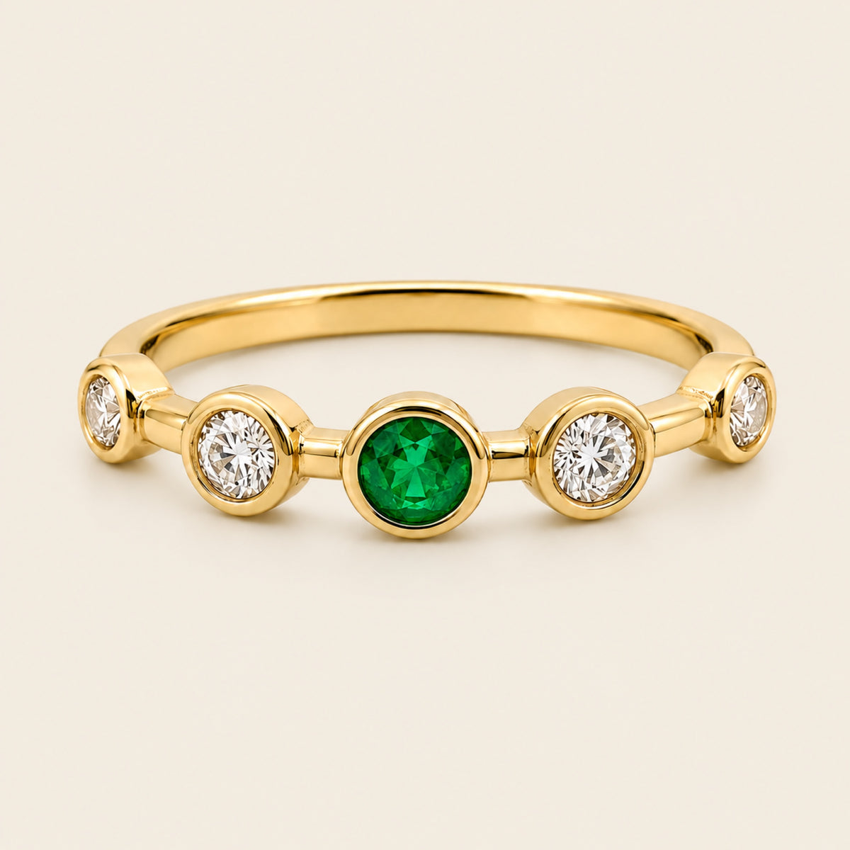 Natalia – Churumbela de Oro Amarillo 14k con Esmeralda y Diamantes