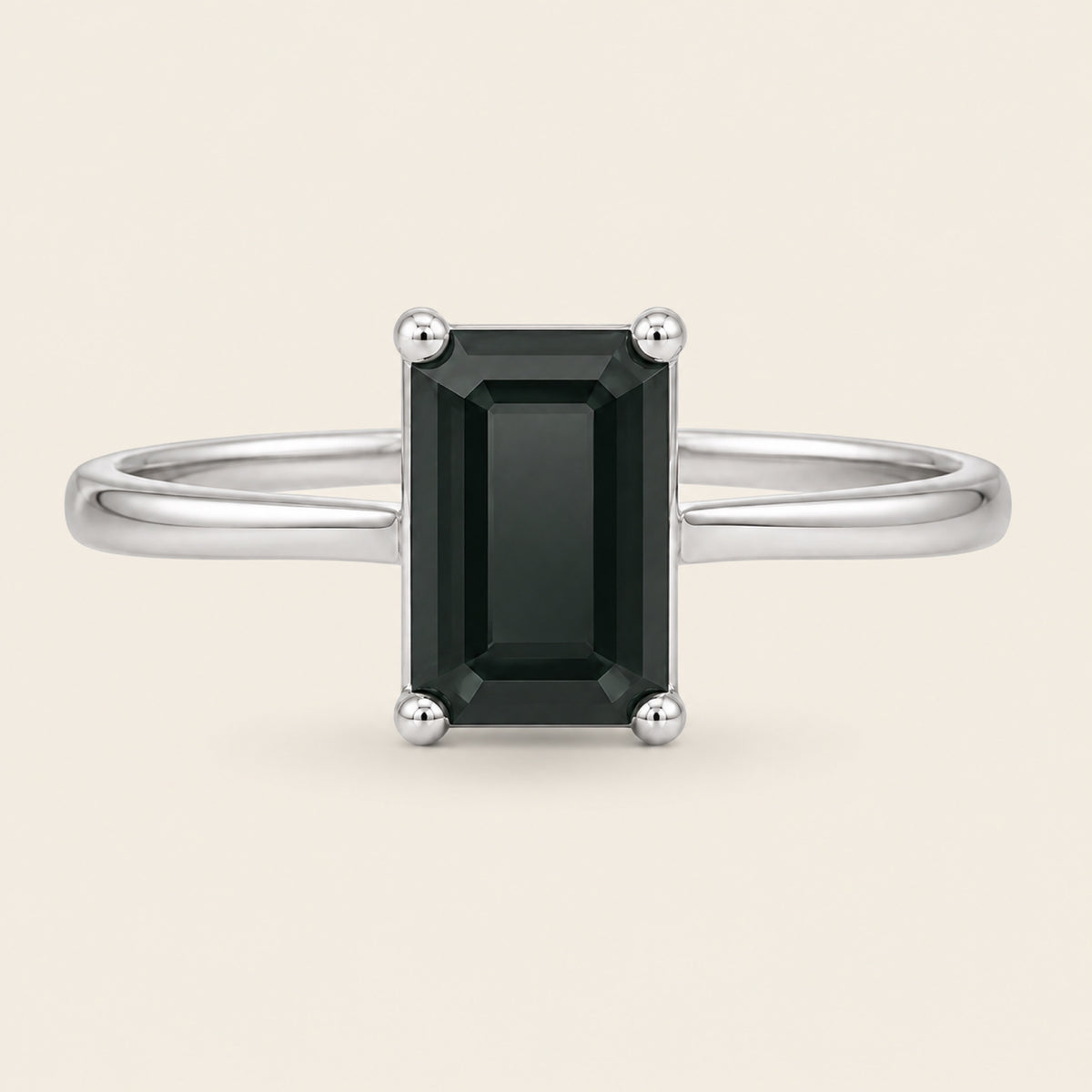 Soledad – Anillo Solitario de Oro Blanco 14k con Diamante Negro