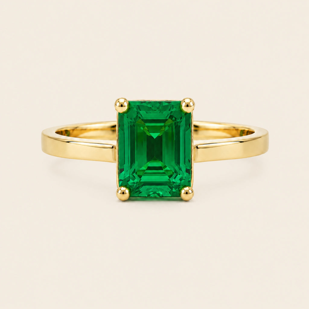 Inés – Anillo Solitario de Oro Amarillo 14k con Esmeralda