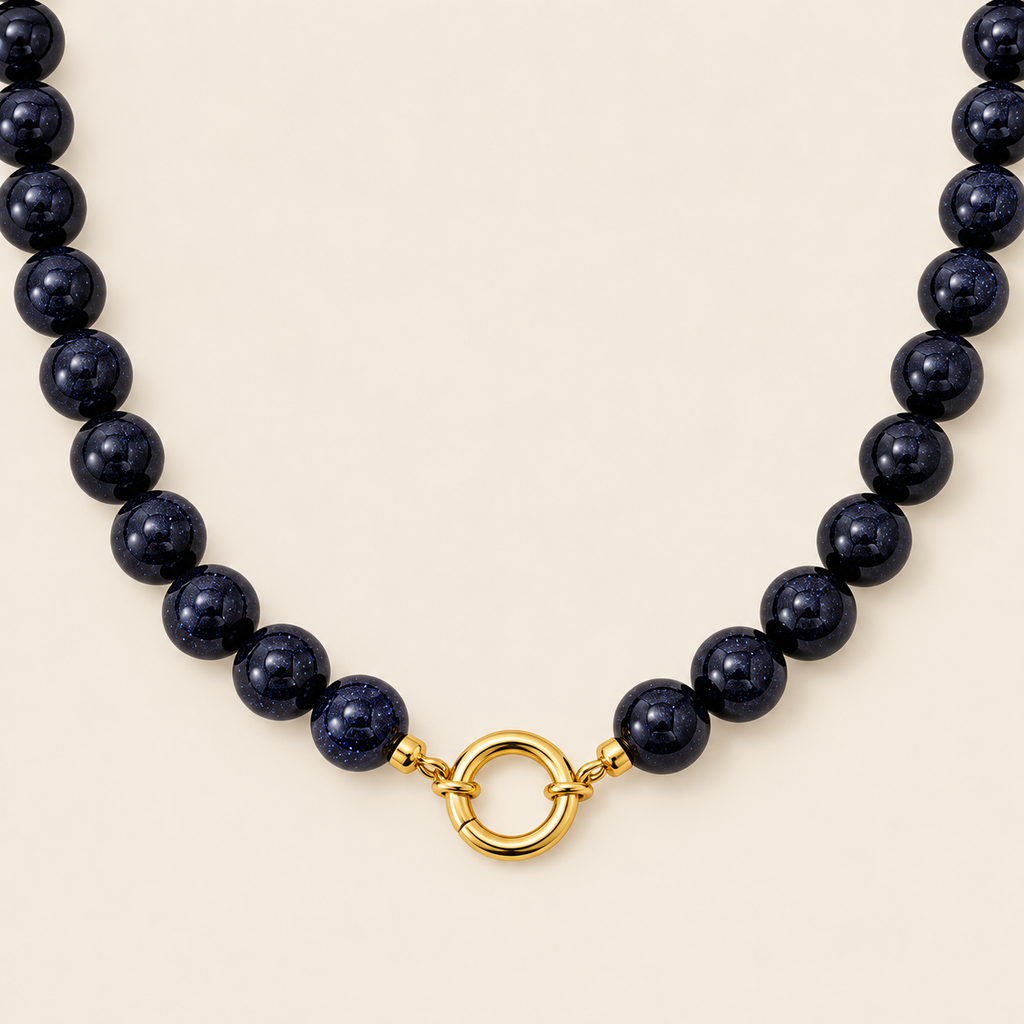 Estrellas – Collar Dorado con Goldstone Azul