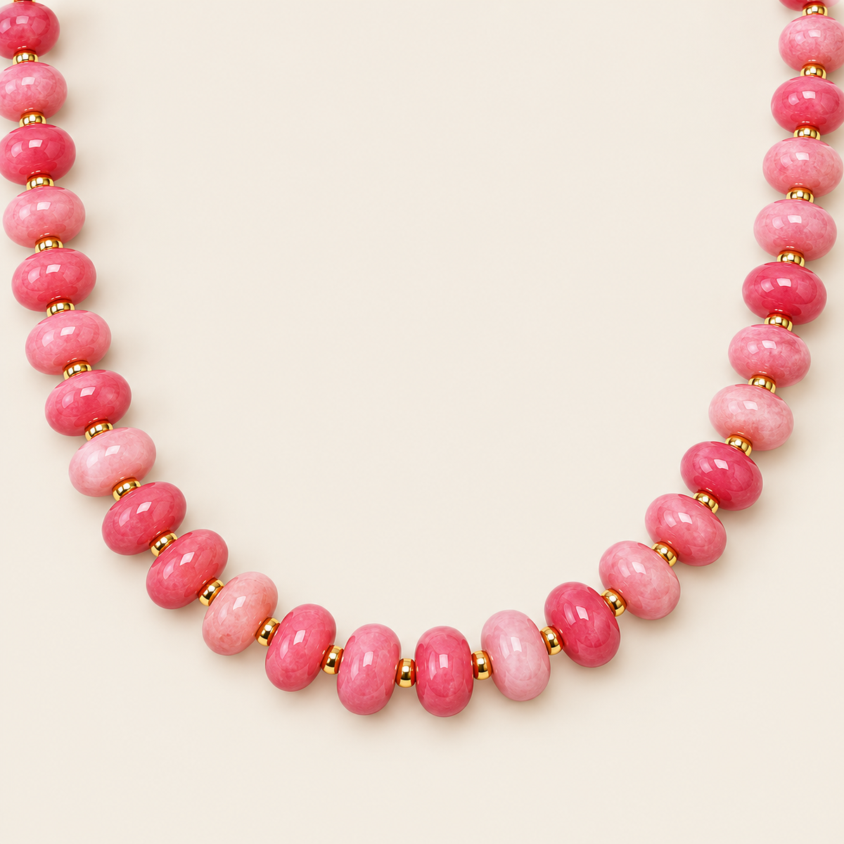 Gelato – Collar Dorado con Cuentas Ovaladas Rosas