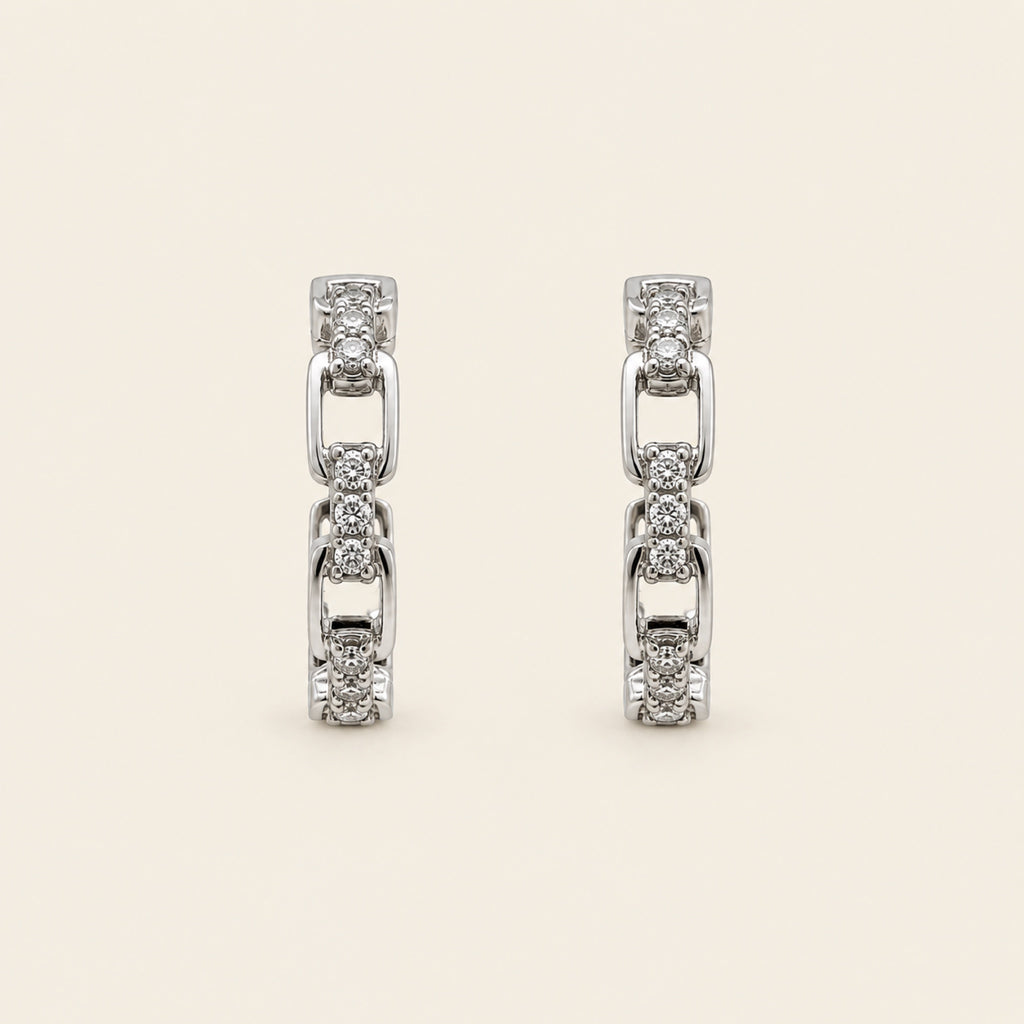 Vera – Huggies de Oro Blanco 14k con Diamante