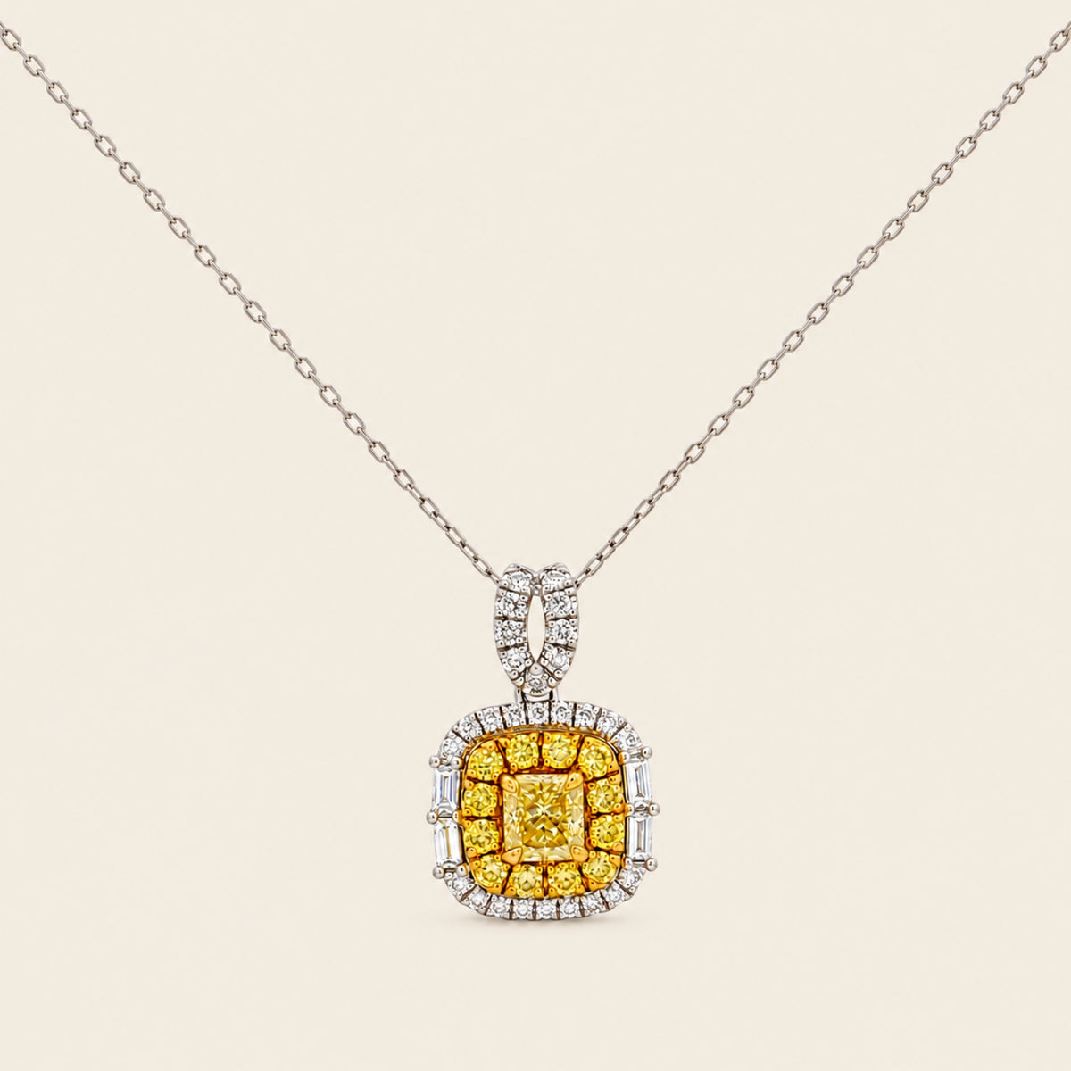 Ámbar – Collar de Oro Blanco 14k con Diamante Fantasía Amarillo de Laboratorio