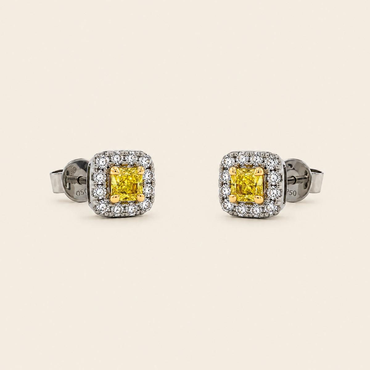 Broqueles de Oro Blanco 14k con Diamante Amarillo y Halo de Diamantes