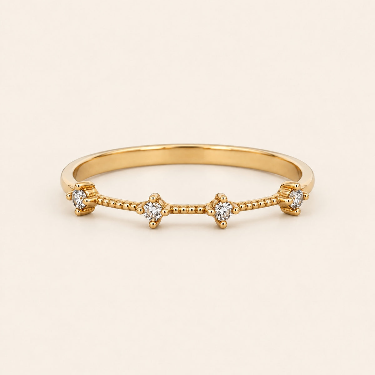 Anillo Fino de Oro Amarillo 10k con Piedras Pequeñas, Talla 7
