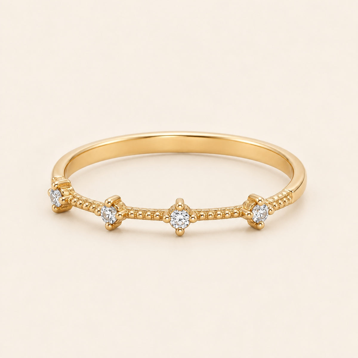 Anillo Fino de Oro Amarillo 10k con Piedras Pequeñas, Talla 8