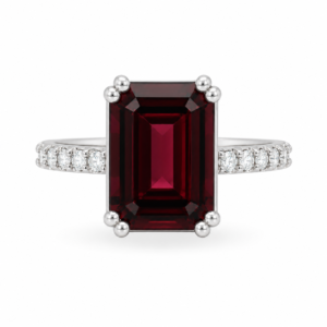 Anillo con Granate Rodolita