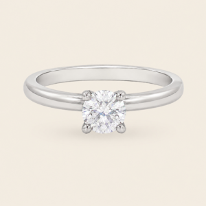 Anillo con Diamante Solitario